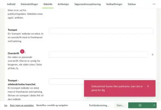 Fanen Sideinfo, hvor feltet Overskrift er markeret med et rødt udråbstegn, og en rød boks nederst siger: Dokumentet kunne ikke publiceres, men det er gemt for dig